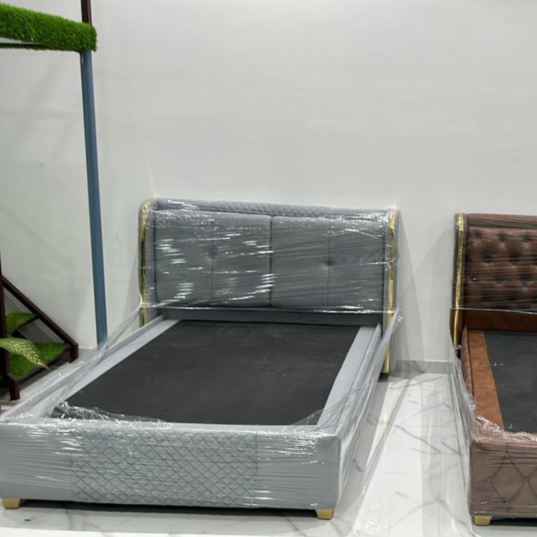 Single Bed - Image 2